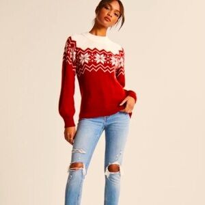 Abercrombie & Fitch Snowflake Fair Isle Boyfriend Crewneck Sweater.